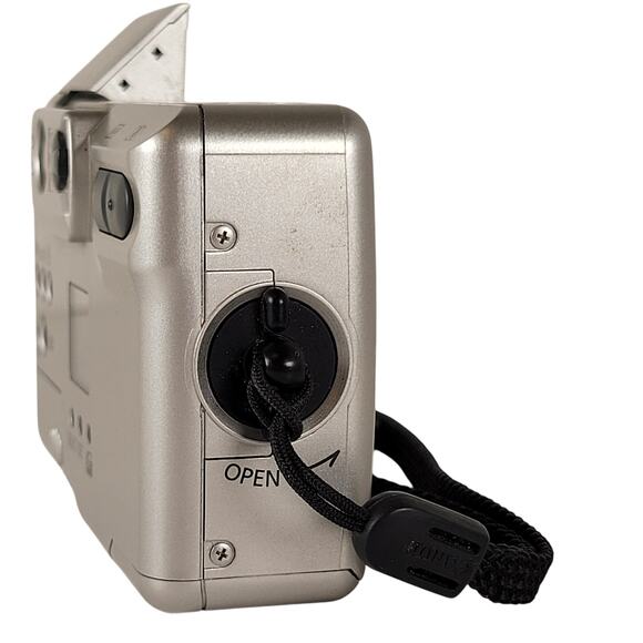 Canon ELPH LT260 IXUS Z50 APS Film Camera w/ Case & Manual - Tested Power - Picture 9 of 15